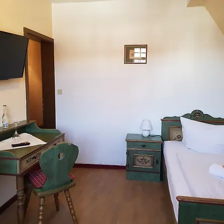 Krone Post 3* غيرسفلد