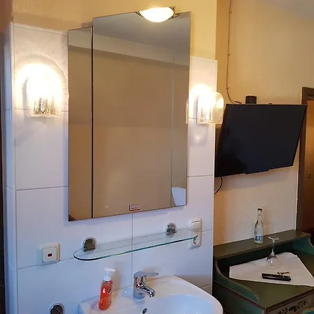Krone Post Bed & Breakfast Gersfeld
