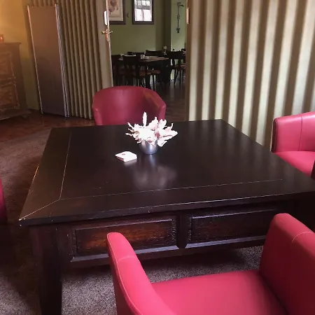 Krone Post Bed & Breakfast Gersfeld