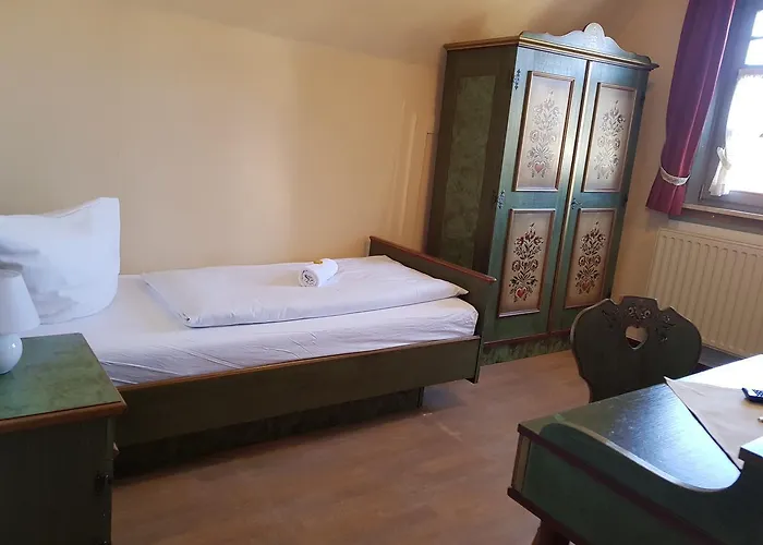 Krone Post Frühstückspension 3*