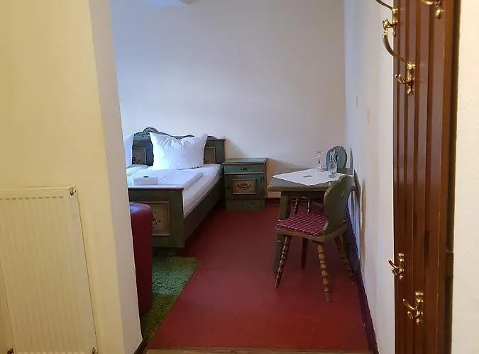 Krone Post 3* Gersfeld