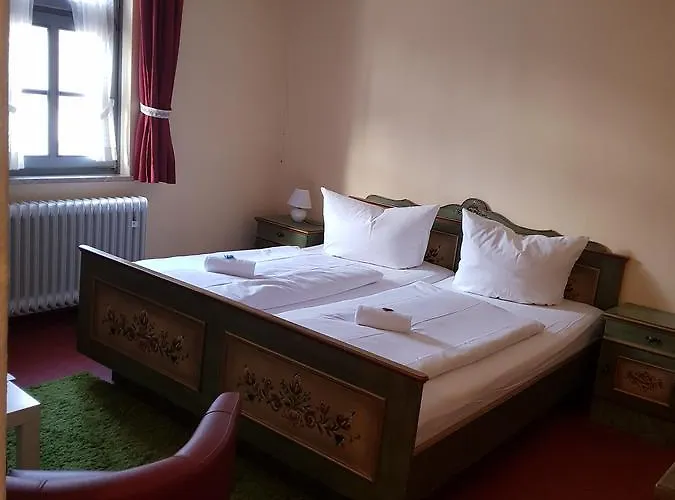 Krone Post Bed & Breakfast 3*